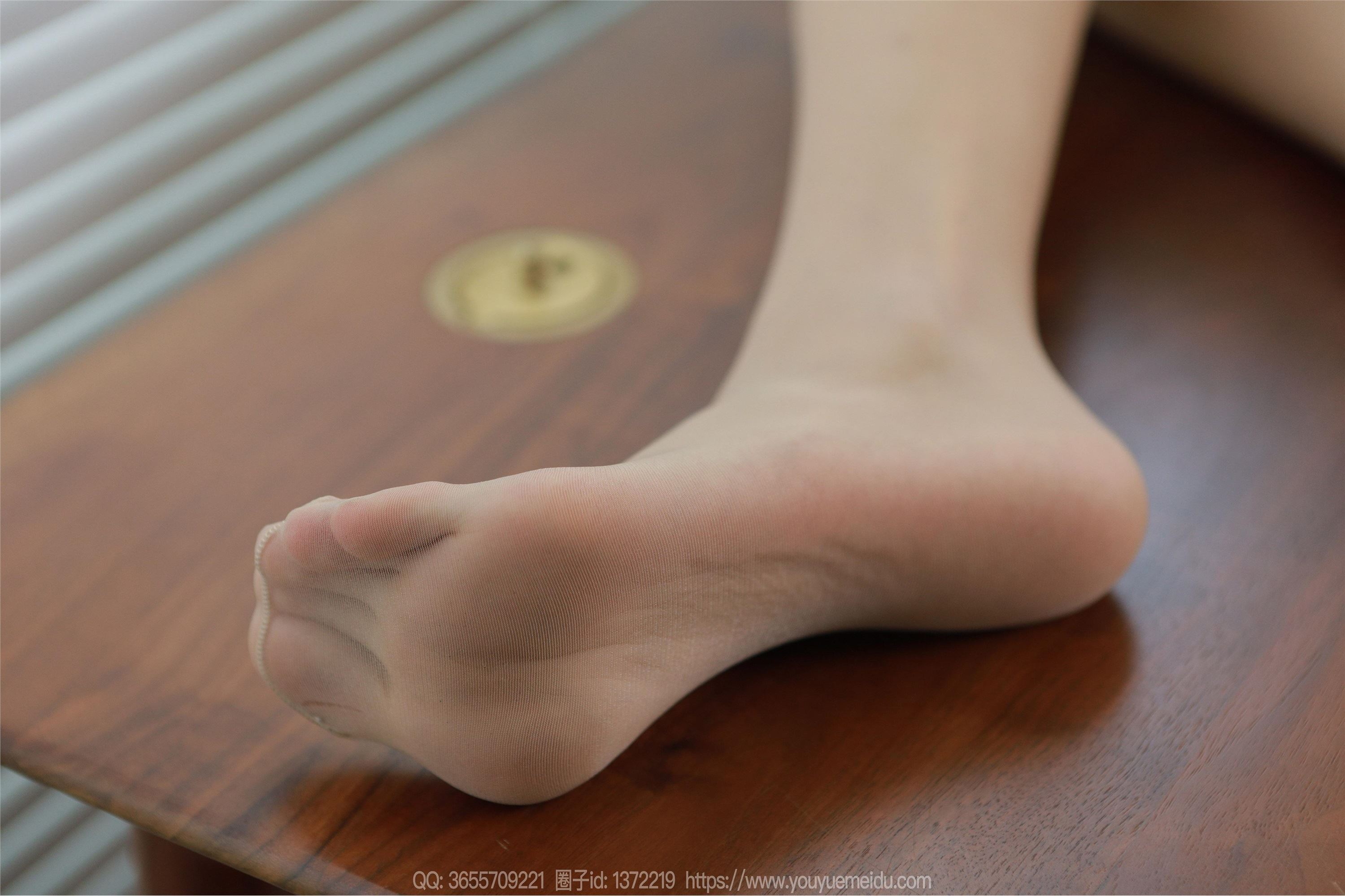 IESS异思趣向  2023.10.10 丝享家 1555 小宝《黄色战袍》